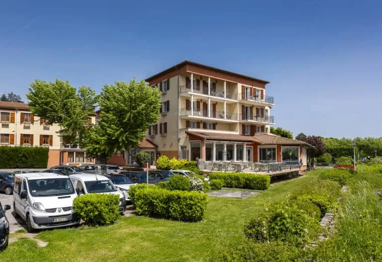 Le Beau Rivage