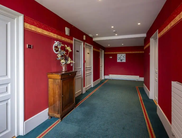 Le Beau Rivage Hallway